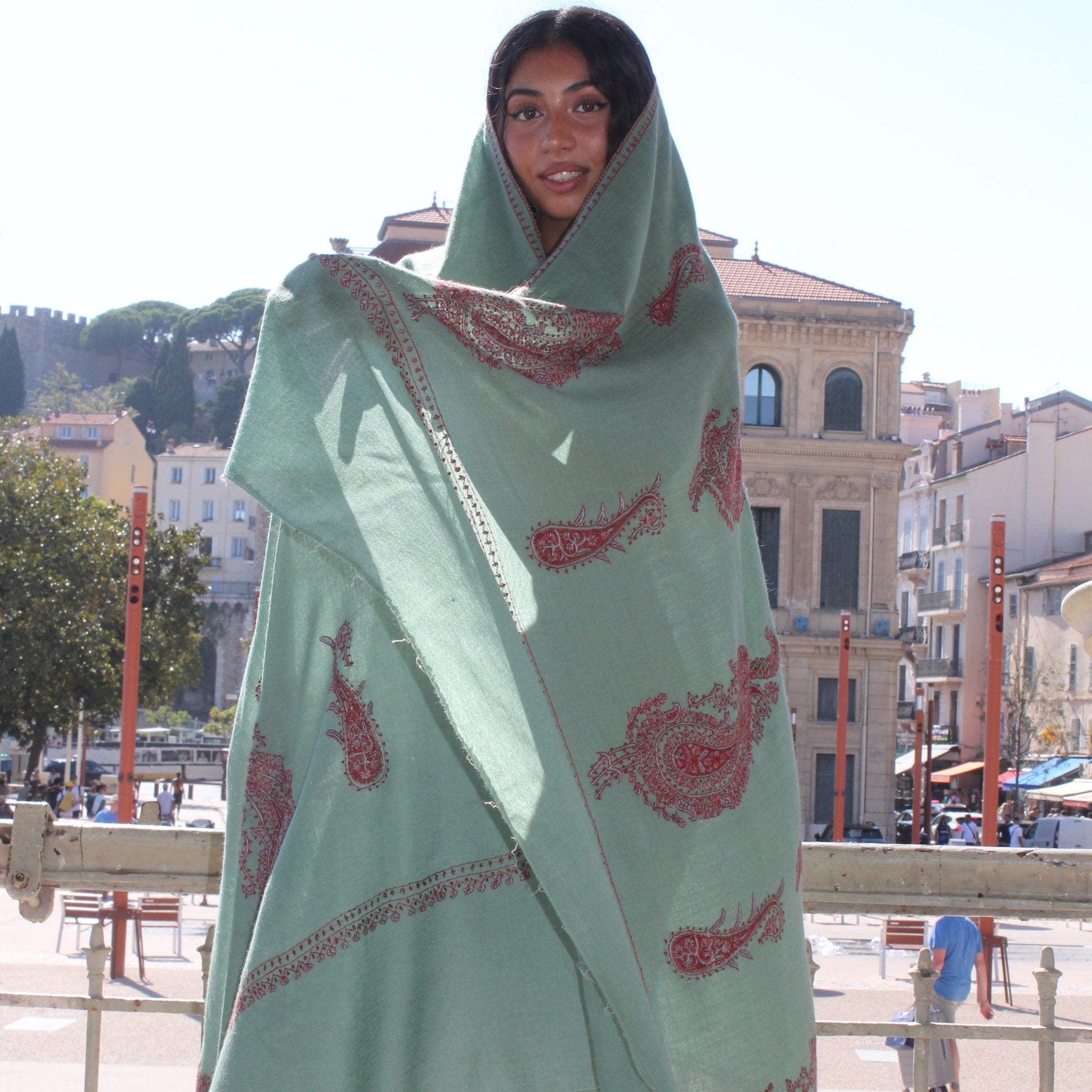 Pashmina - Tsavorite Zoyacrafts